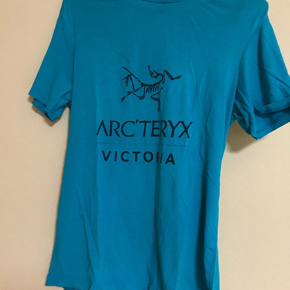 Arc’Teryx Blue T-Shirt Size S - Picture 1 of 2
